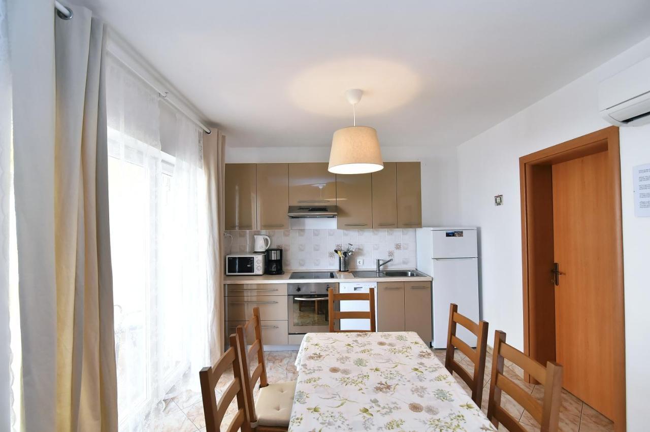 Apartments Luni II Baska  Luaran gambar