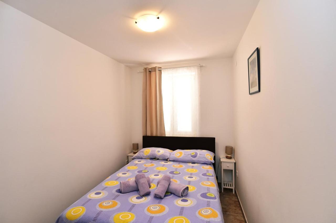 Apartments Luni II Baska  Luaran gambar