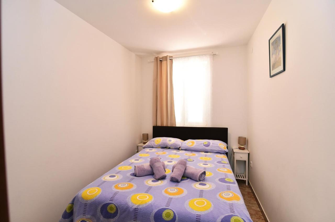 Apartments Luni II Baska  Luaran gambar